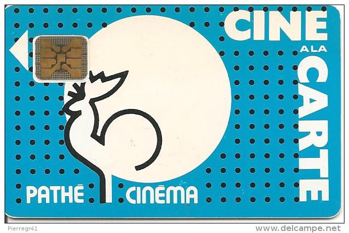 CARTE°-FR- CINEMA-CINE-PATHE-SC4ON-S/E-COQ BLEU FOND POINTILLE--NEUVE-TBE LUXE - Movie Cards