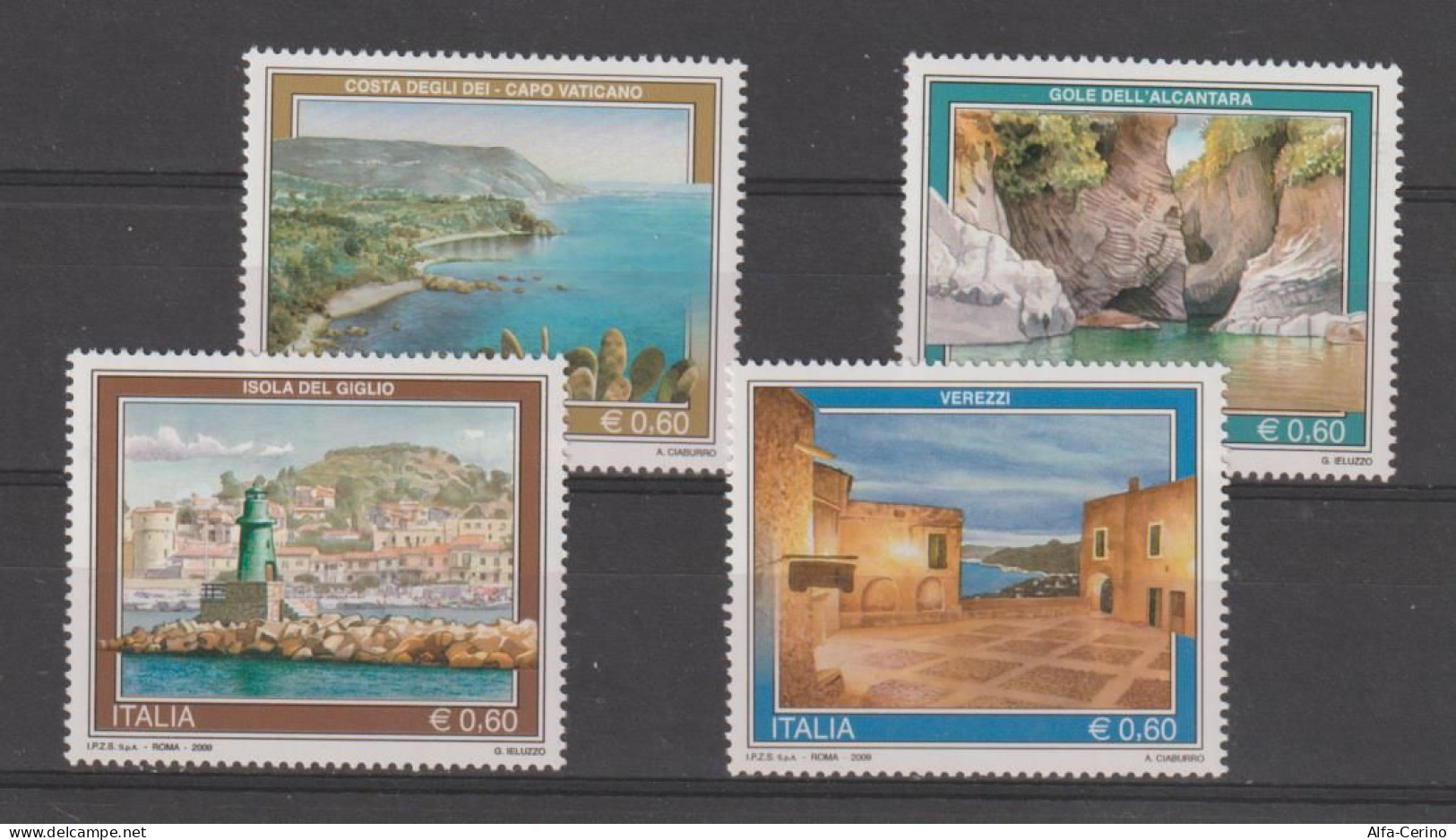 REPUBBLICA:  2009  TURISTICA  -  S. CPL. 4  VAL.  N.  -  SASS. 3107/10 - 2001-10: Neufs