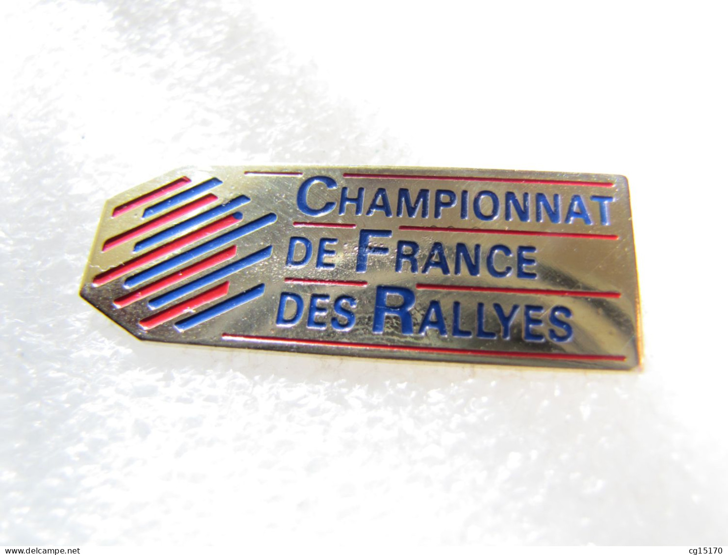 PIN'S    CHAMPIONNAT DE FRANCE DES RALLYES - Rallye