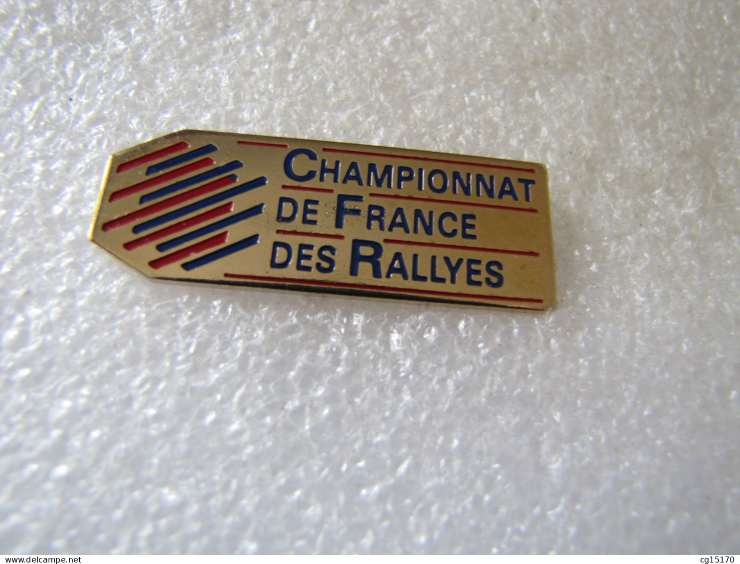 PIN'S    CHAMPIONNAT DE FRANCE DES RALLYES - Rallye