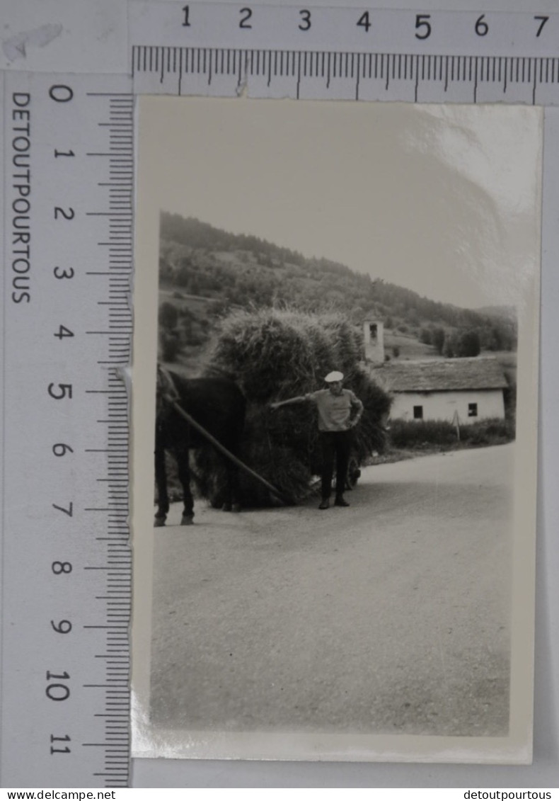 Photo Photographie : MERIBEL LES ALLUES Savoie : Paysan Et Son Chargement De Foin  C.1950' - Gegenstände