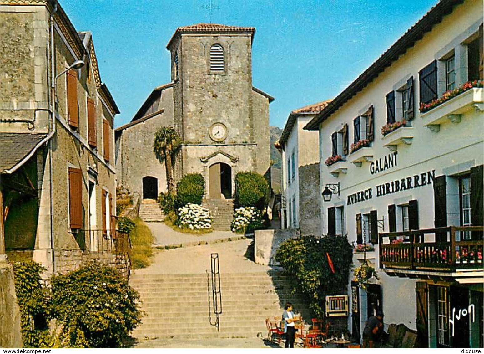 64 - Biriatou - Le Centre Du Village - Auberge - Carte Neuve - CPM - Voir Scans Recto-Verso - Biriatou