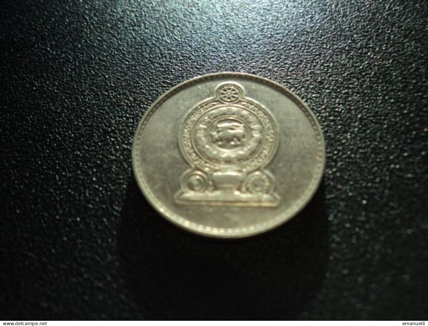 SRI LANKA * : 1 RUPEE    1982    KM 136.2      SUP - Sri Lanka