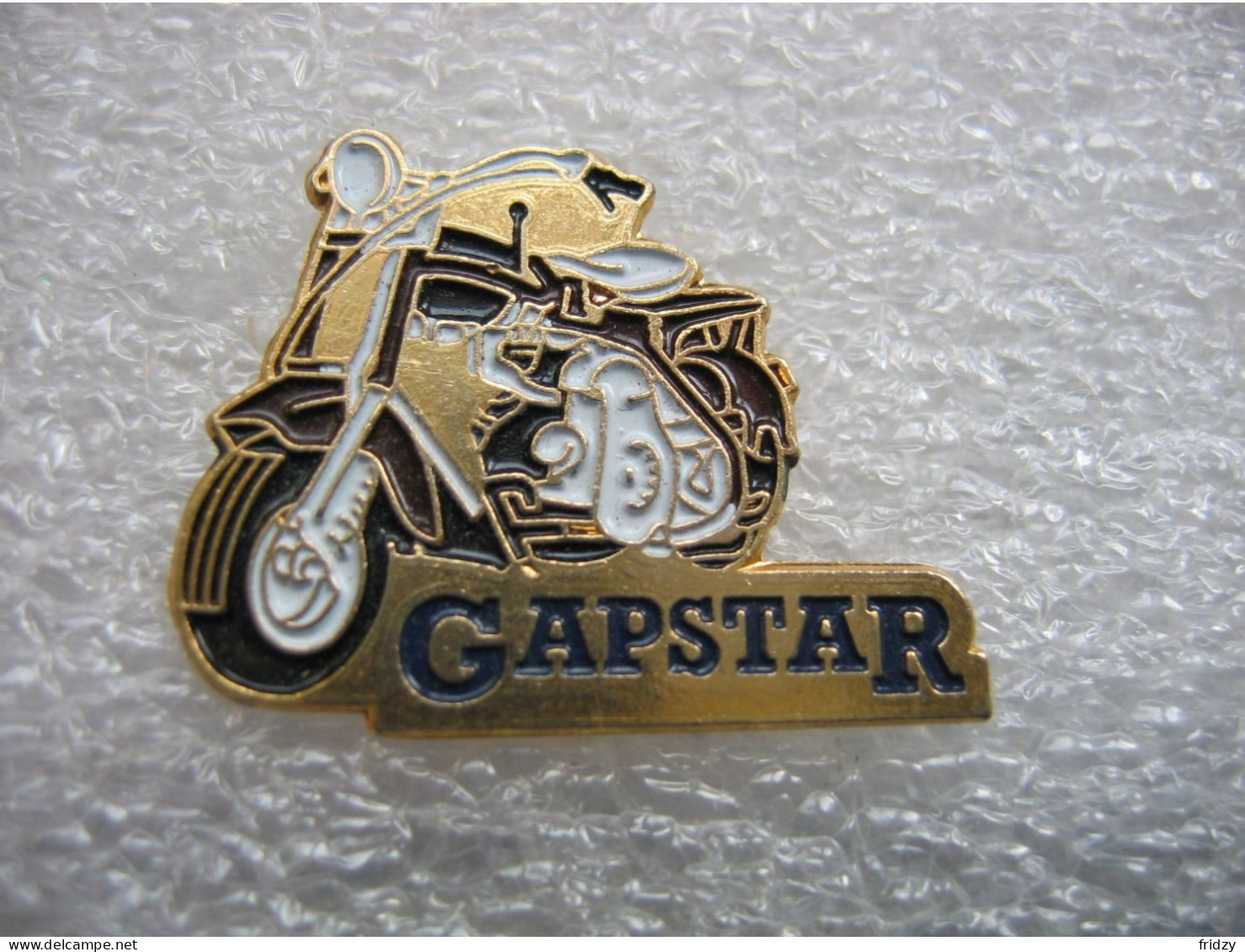 Pin's Moto Pour La Pub GAPSTAR - Motorbikes