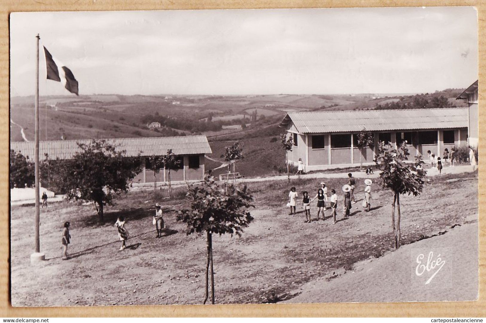 20779 / Peu Commun URUGNE Urrugne Euskadi Colonie Vacances P.T.T Région De BORDEAUX Vue Sur Mer Fond SOCOA 1950s - Urrugne