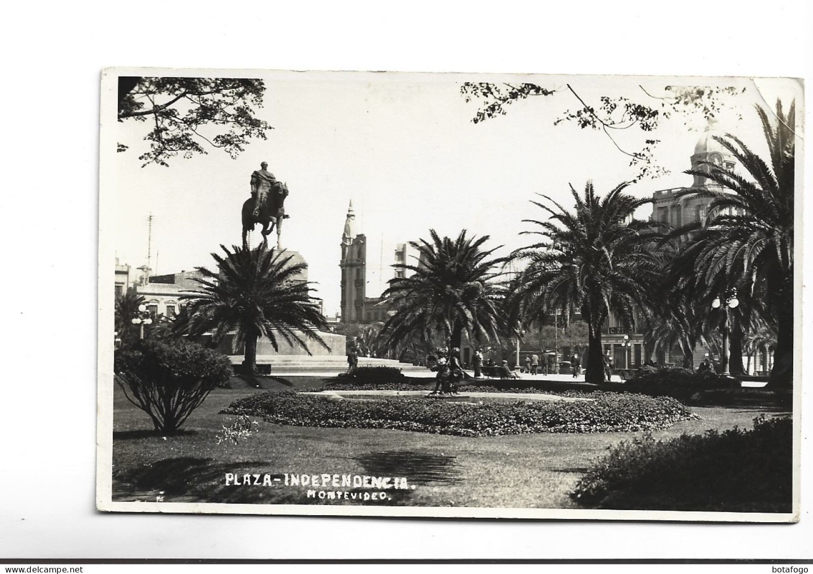 CPA   PHOTO MONTEVIDEO, PLAZA INDEPENDENCIA - Uruguay