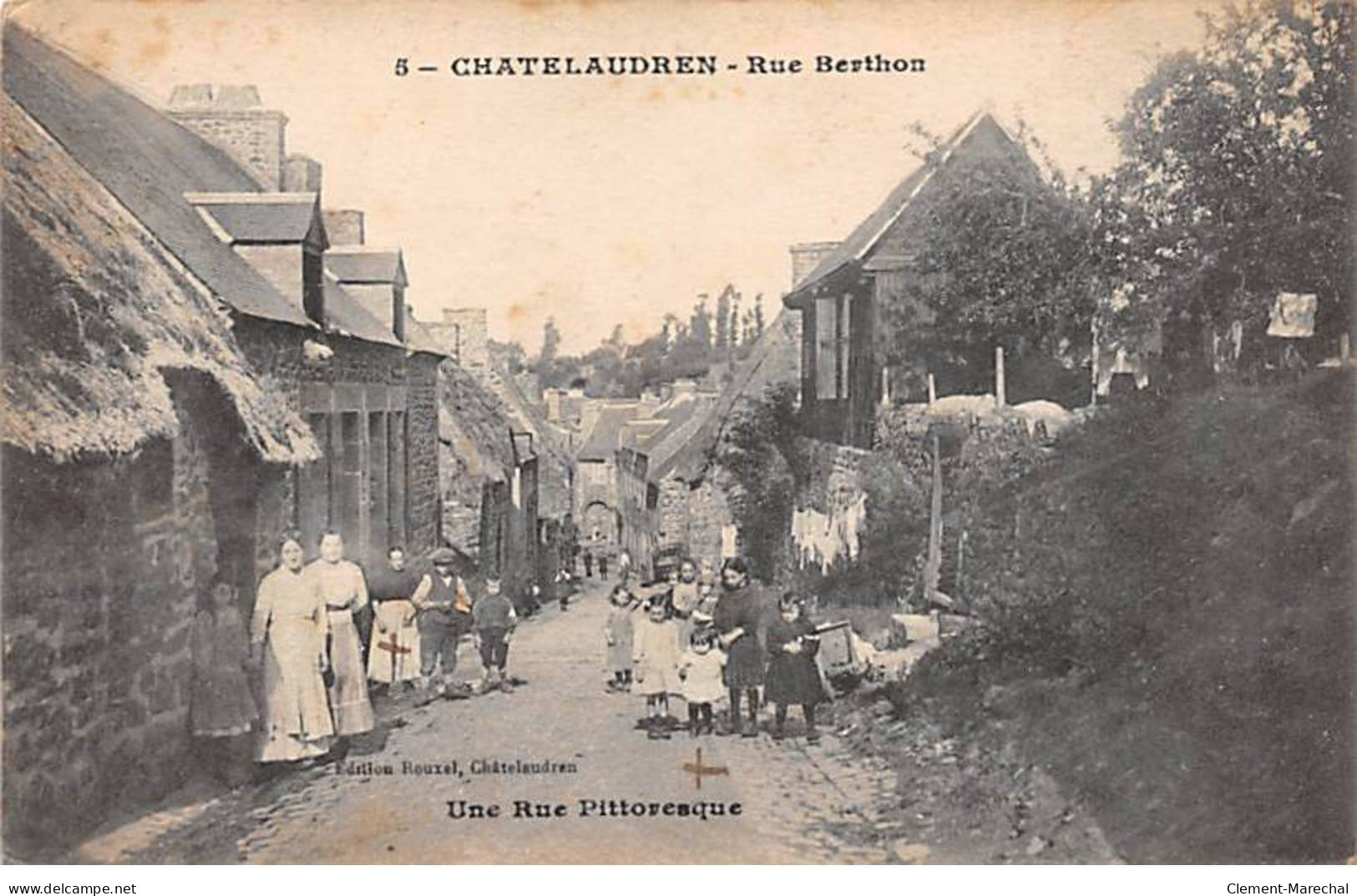 CHATELAUDREN - Rue Berthon - Très Bon état - Châtelaudren