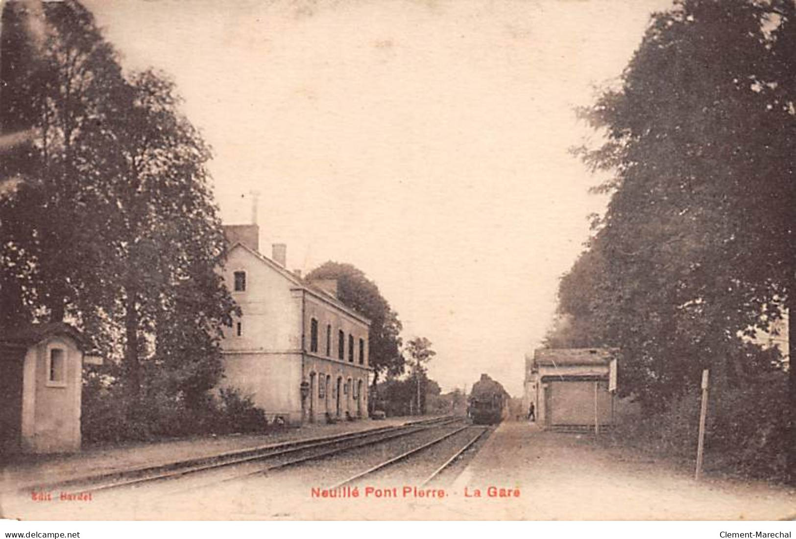 NEUILLE PONT PIERRE - La Gare - Très Bon état - Neuillé-Pont-Pierre