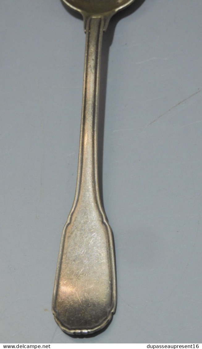 -JOLIE ANCIENNE PETITE CUILLERE ARGENT Poinçon MINERVE Titre 1 Poinçon Orfèvre     E - Zilverwerk