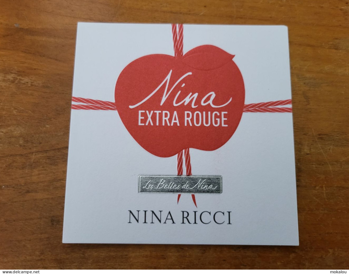 Carte Nina Ricci Nina Extra Rouge - Modernes (à Partir De 1961)