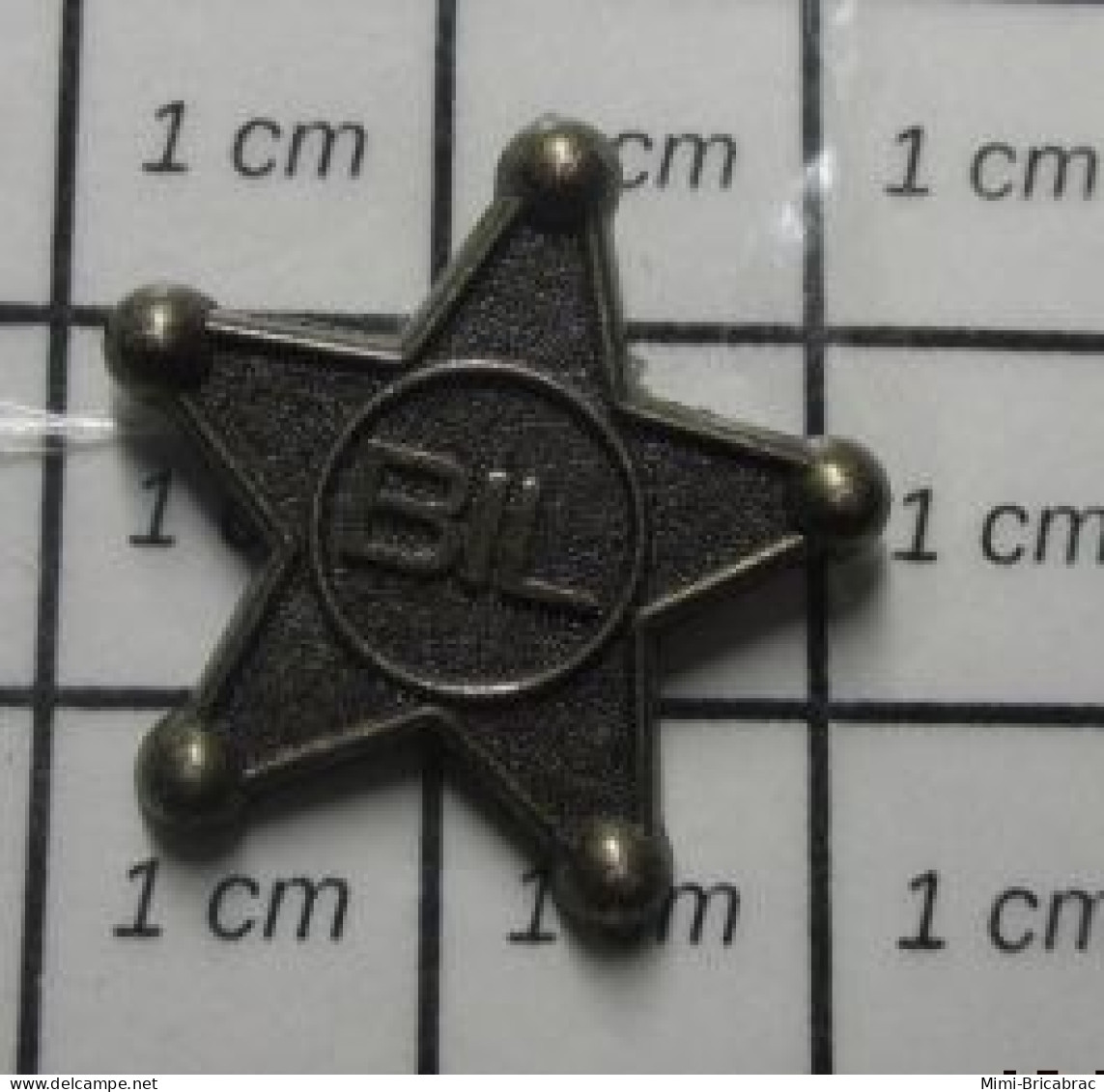 1122 Pin's Pins / Rare Et De Belle Qualité / POLICE / ETOILE DE SHERIF BIL - Police