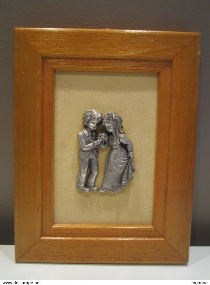 Tableau étain Enfant Amoureux Mariage 16 X 20,5 Cm Env - Zinn