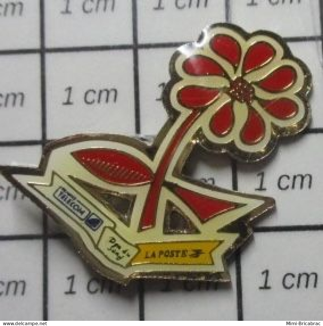 713G Pin's Pins / Beau Et Rare /  MEDICAL / DON DU SANG FLEUR ROUGE LA POSTE FRANCE TELECOM - Medizin