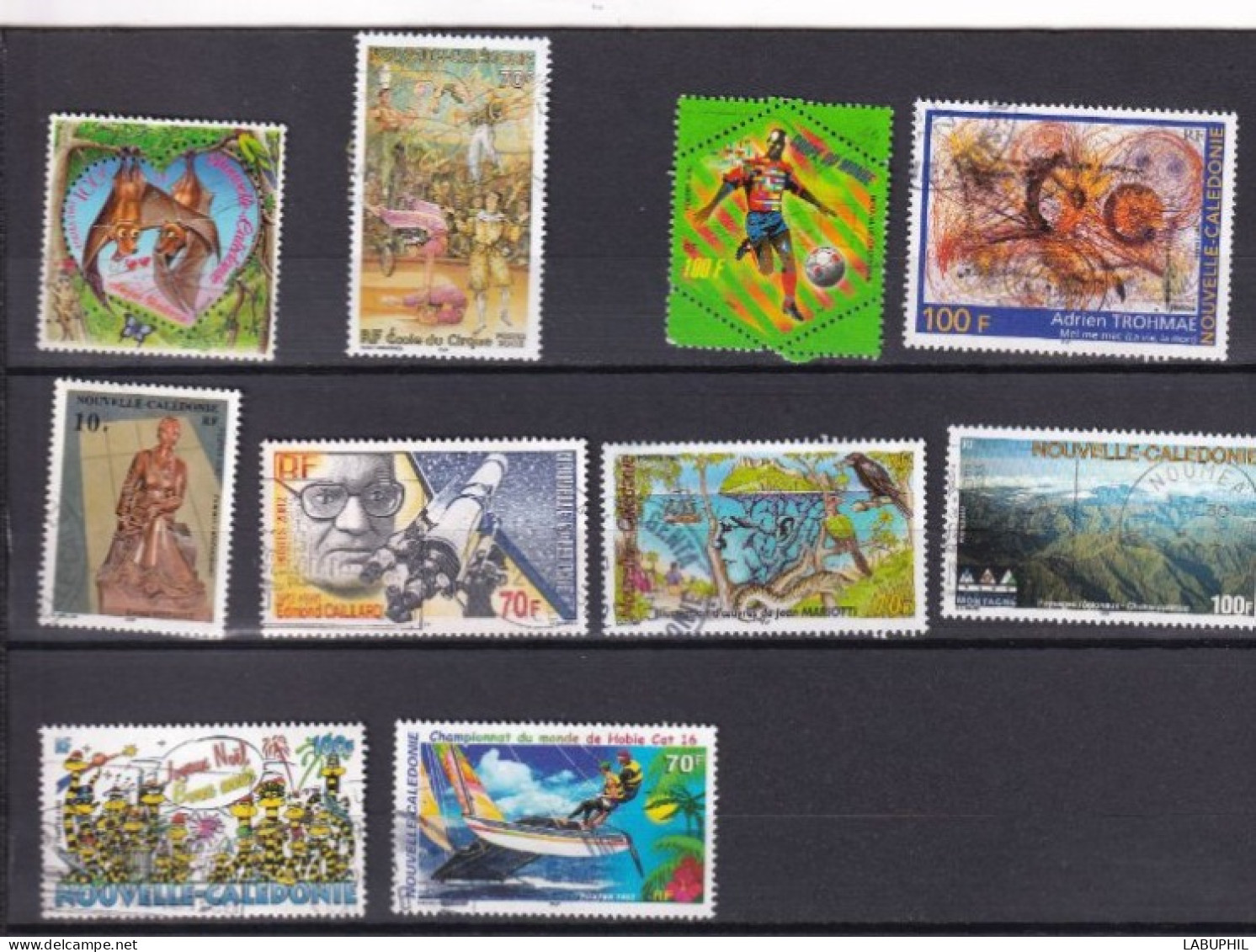 NOUVELLE CALEDONIE Dispersion D'une Collection Oblitéré Used  2002 Petit Lot 2002 - Used Stamps