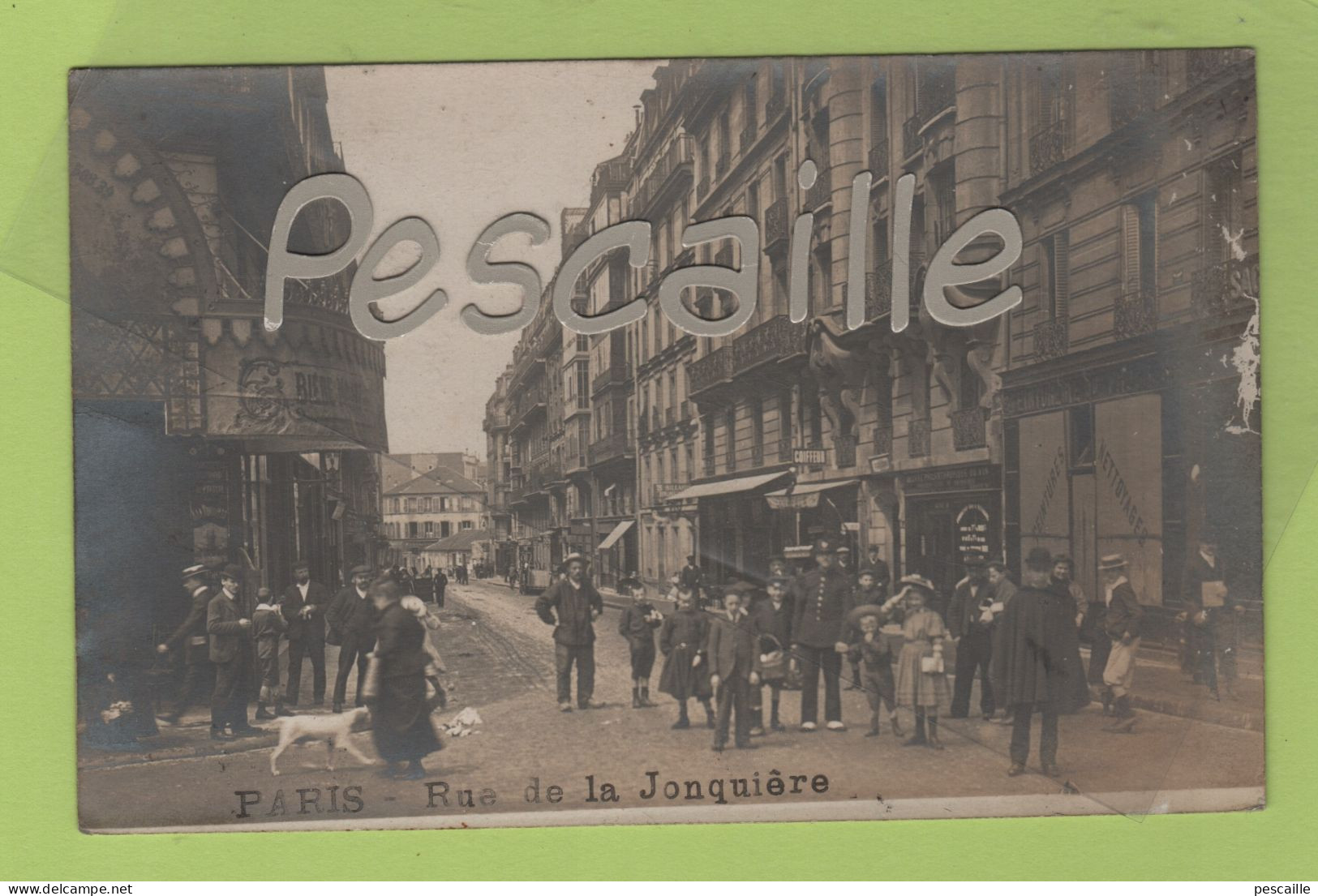 75017 PARIS 17e ARRONDISSEMENT - CARTE PHOTO TRES ANIMEE RUE DE LA JONQUIERE - CIRCULEE EN 1907 - Arrondissement: 17