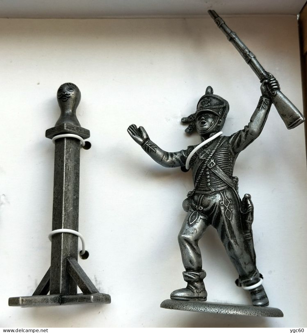 COFFRET FIGURINE GRANDE ARMÉE NAPOLÉONIENNE 1805 EN ZAMAC DE MARQUE MHSP ECH 1/30e - ETAT NEUF - Zinnsoldaten