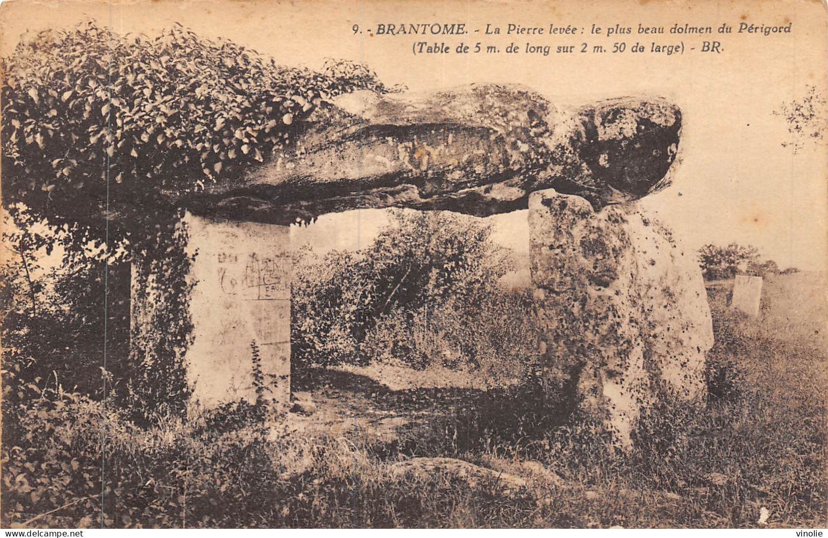 24-3647 : BRANTOME. LE DOLMEN - Dolmen & Menhire