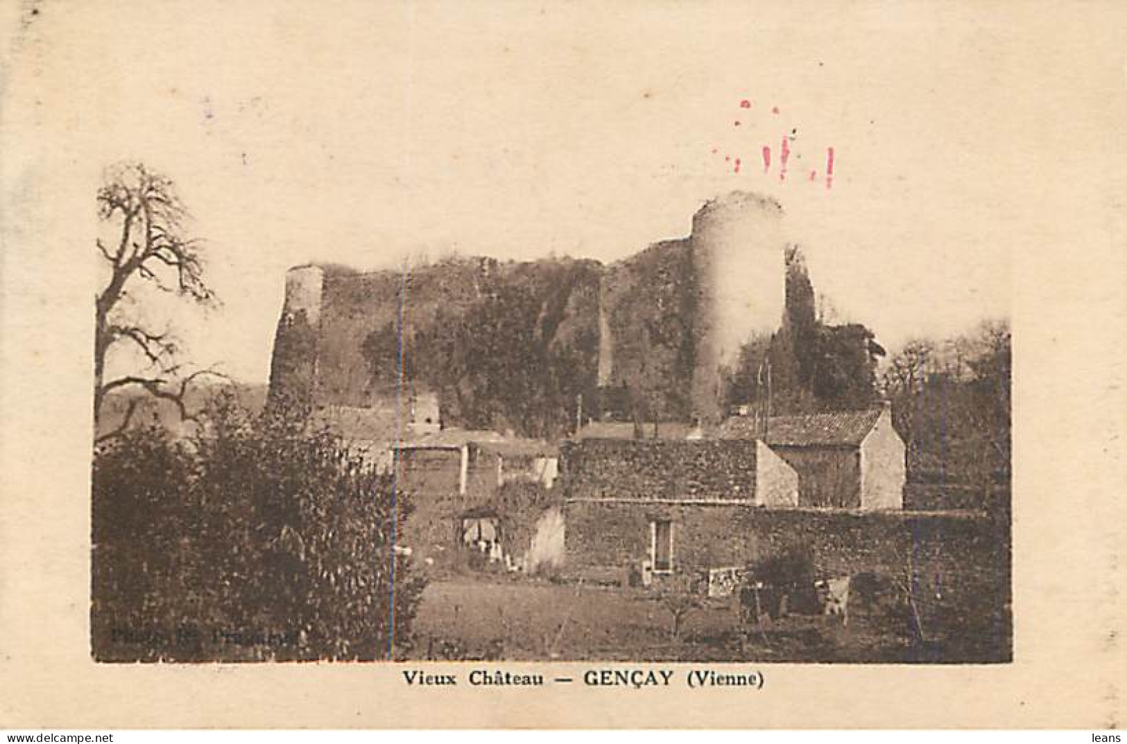 GENCAY - Vieux Château  - Gencay