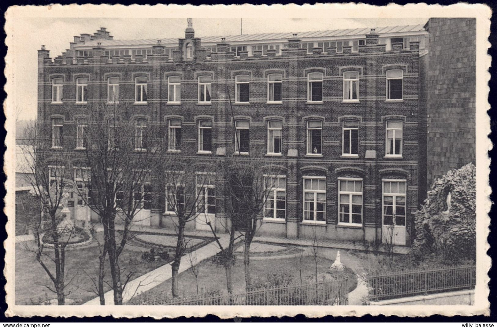 +++ CPA - WENDUINE - Home ND Du Sacré Coeur  // - Wenduine