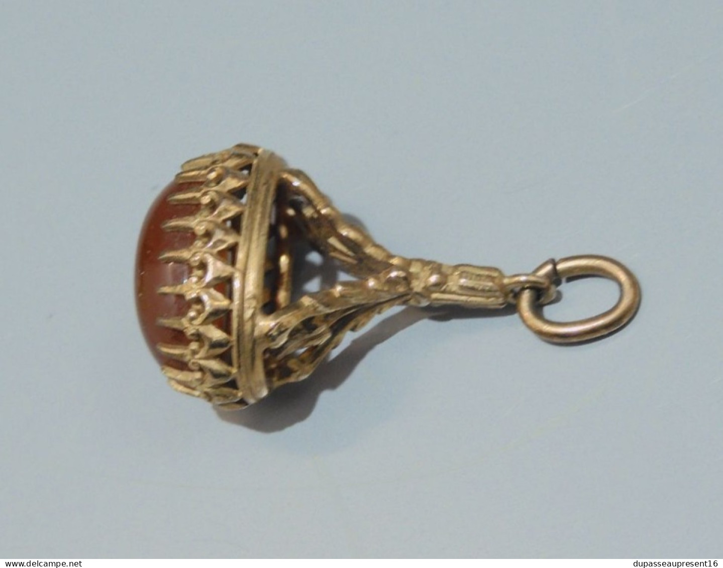 -ANCIEN PENDENTIF BRELOQUE de CHATELAINE Plaqué Or PIERRE COULEUR AGATE BIJOU  E