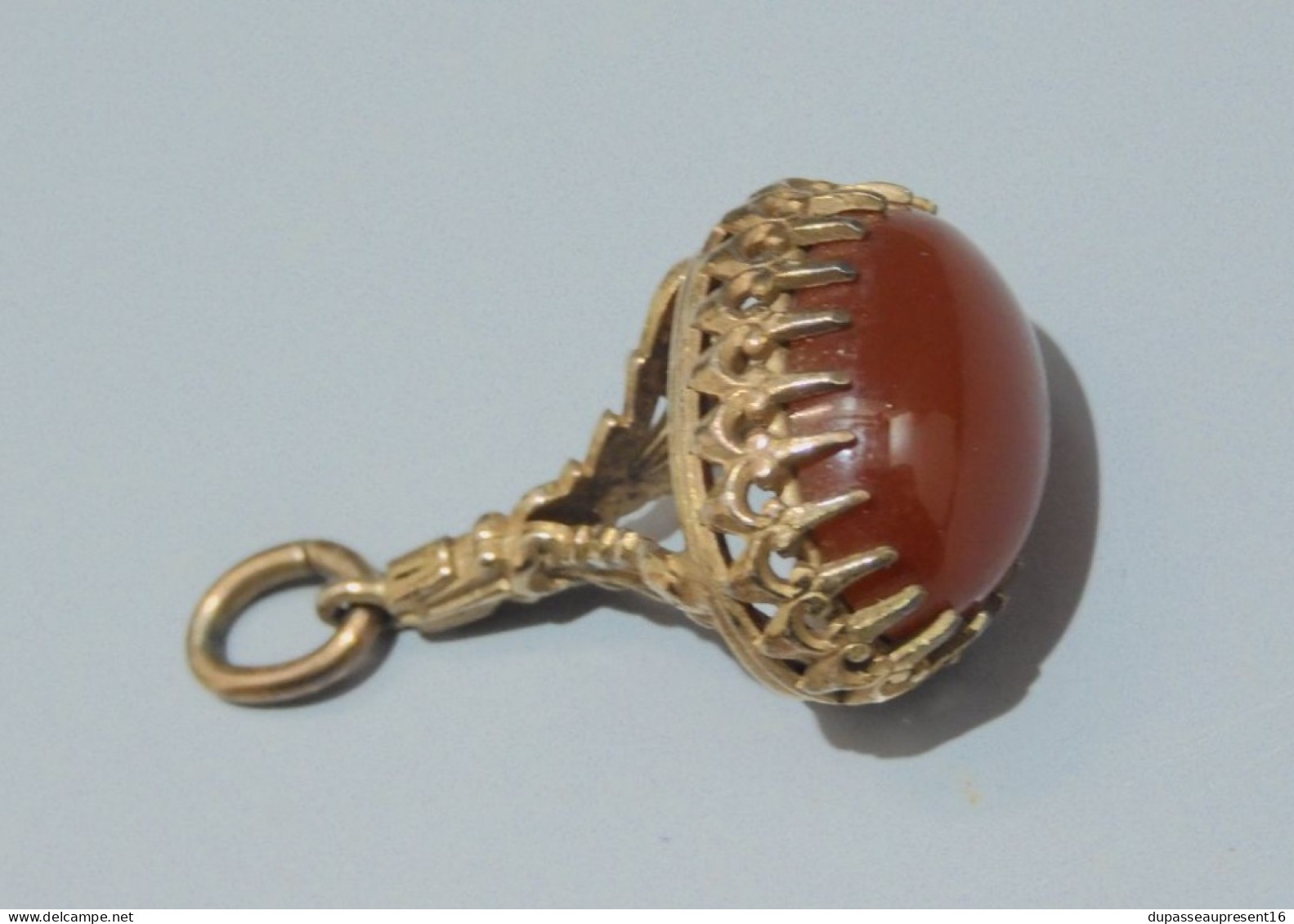 -ANCIEN PENDENTIF BRELOQUE de CHATELAINE Plaqué Or PIERRE COULEUR AGATE BIJOU  E