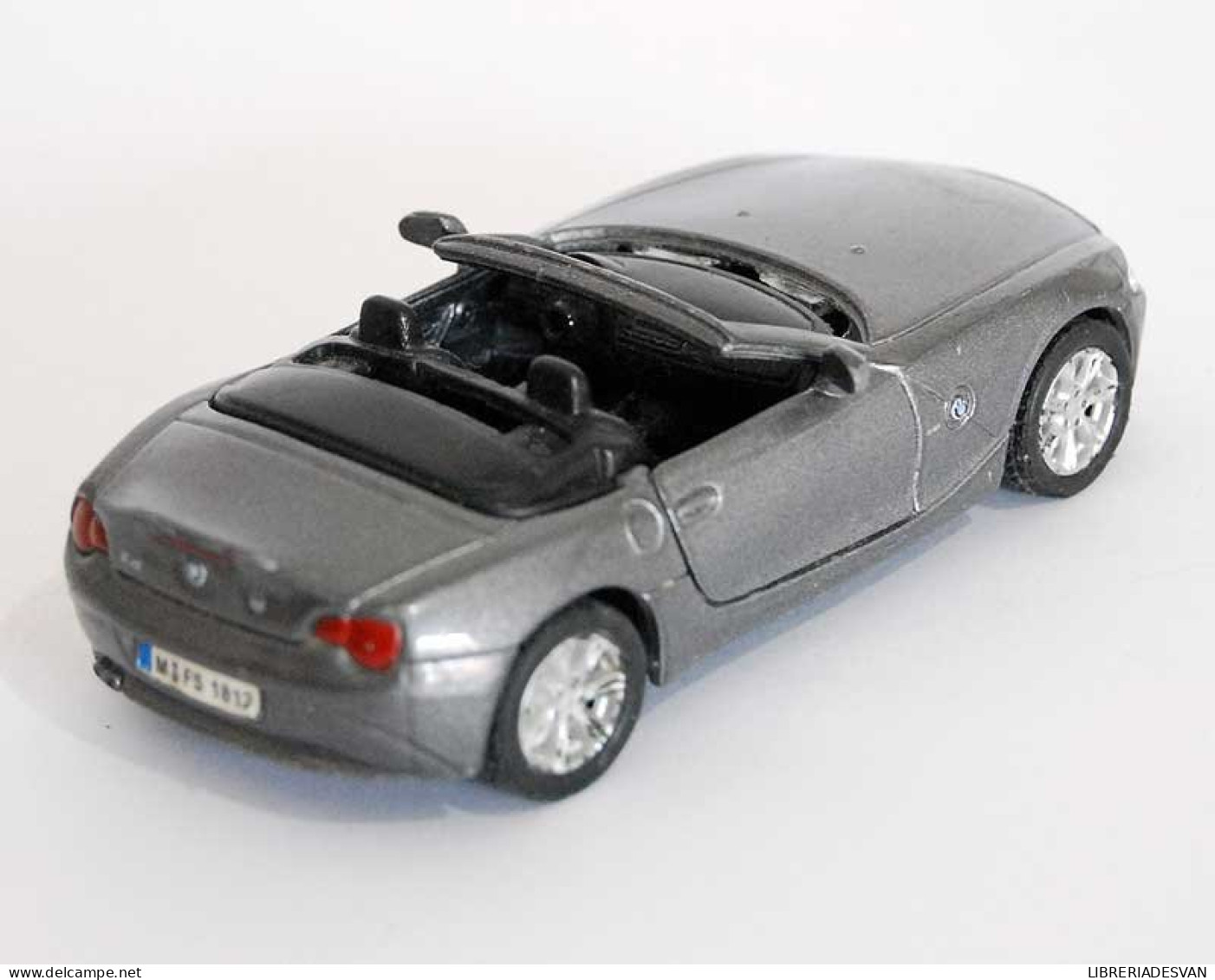 Coche A Escala BMW Z4 Gris Metalizado De Maisto. Escala 1/36 - Sonstige & Ohne Zuordnung