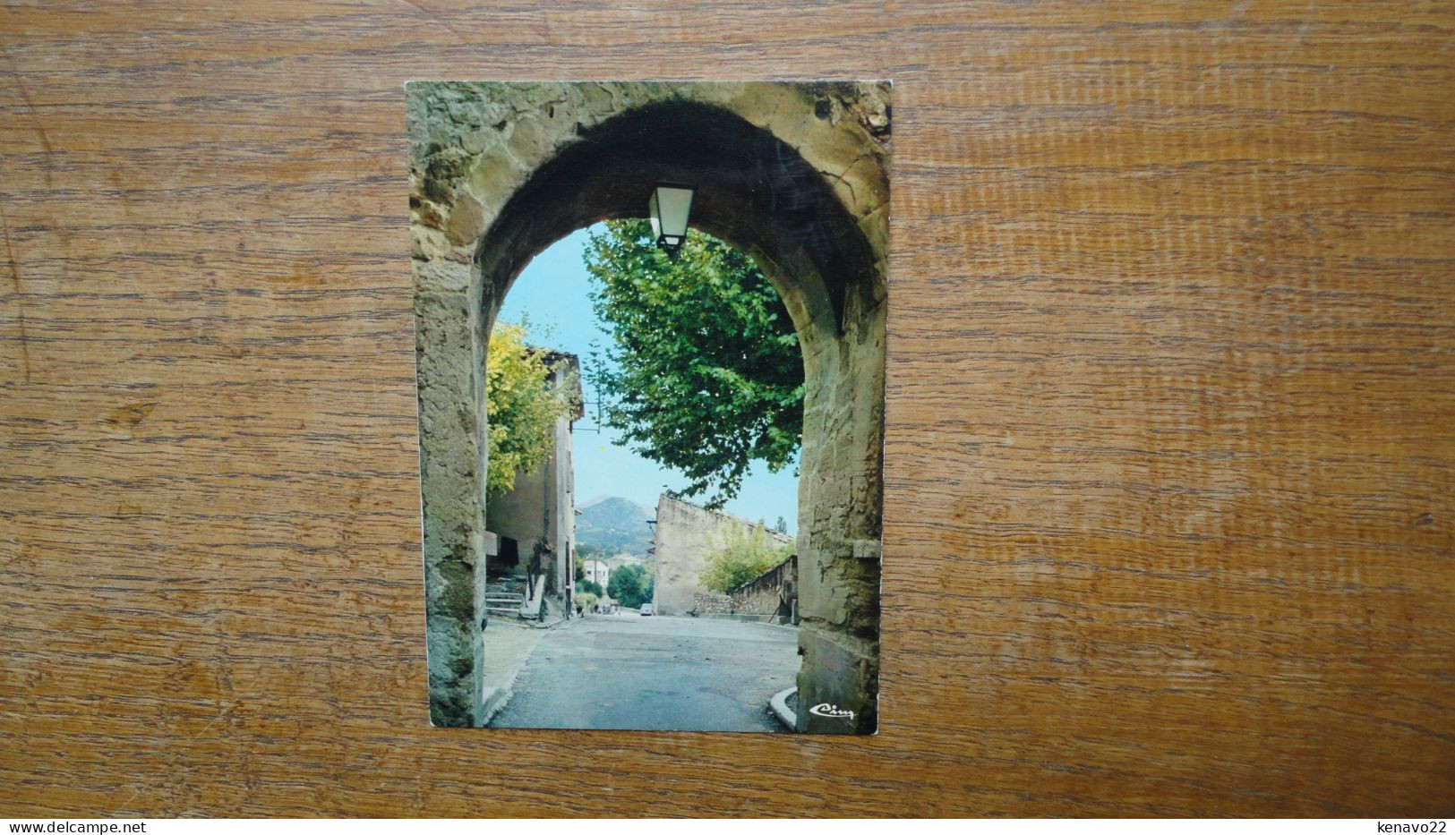 Beaumes De Venise , Le Portail Neuf , Au Fond , Le Mont-ventoux - Beaumes De Venise