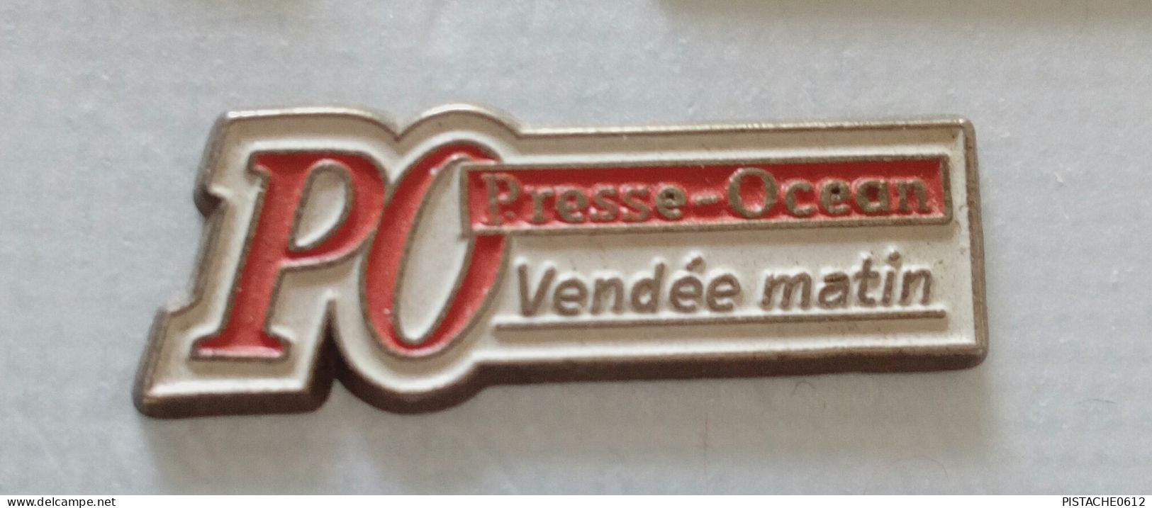 Pin's PO Presse Ocean Vendée Matin - Médias