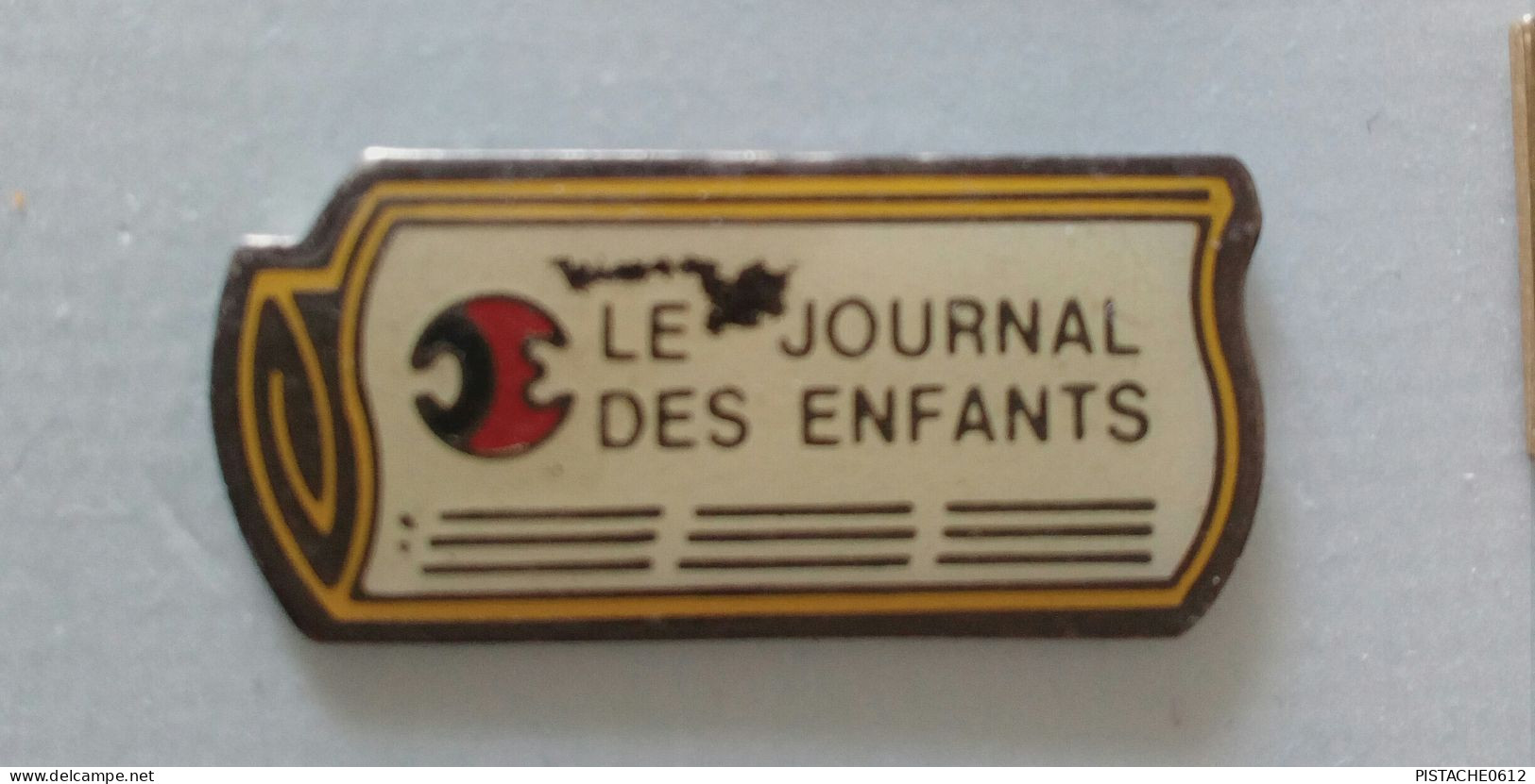 Pin's Le Journal Des Enfants - Médias