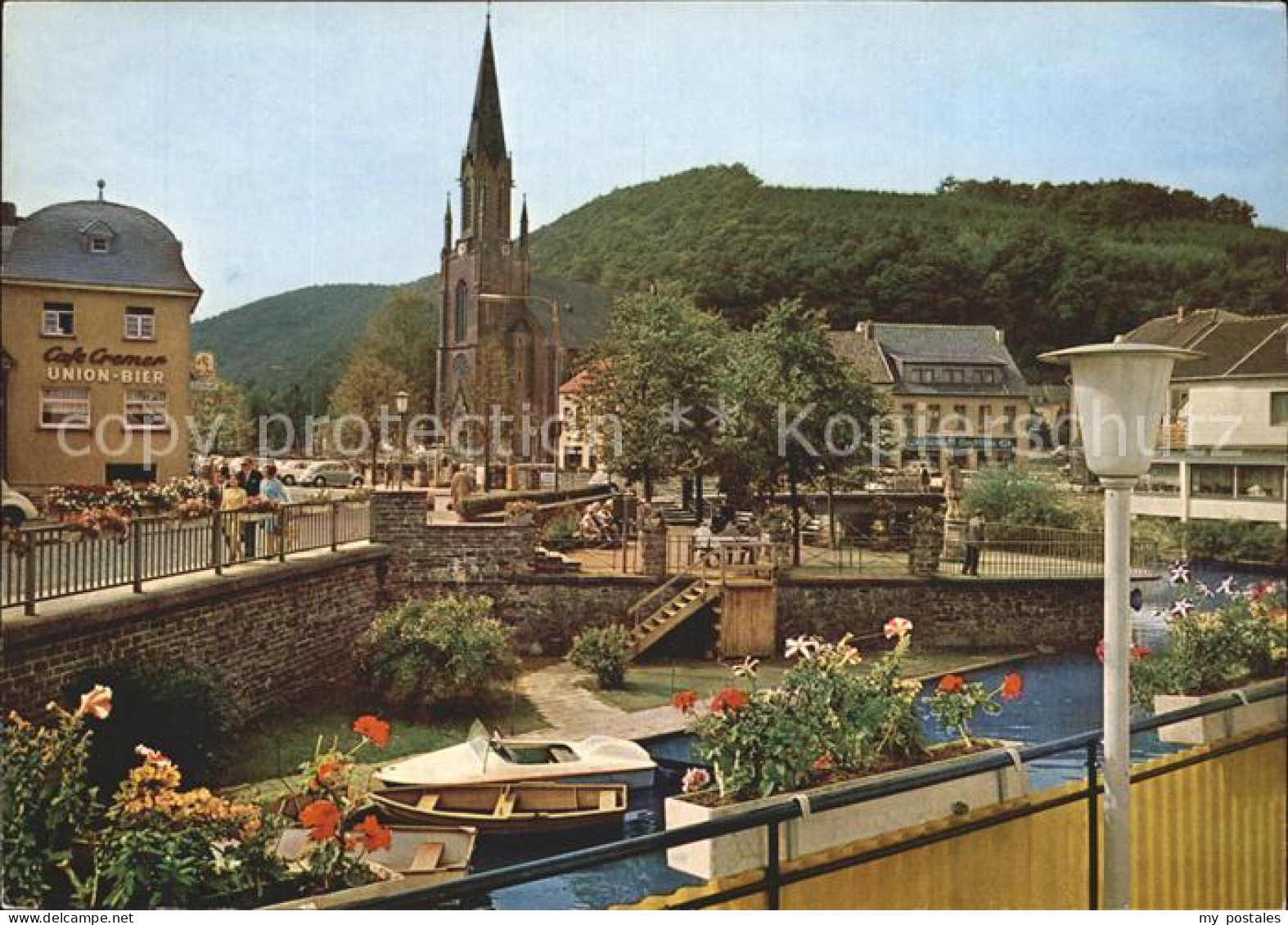 72270710 Gemuend Eifel Zusammenfluss Von Olef Und Urft Bruecke Kirche Cafe Gemue - Schleiden