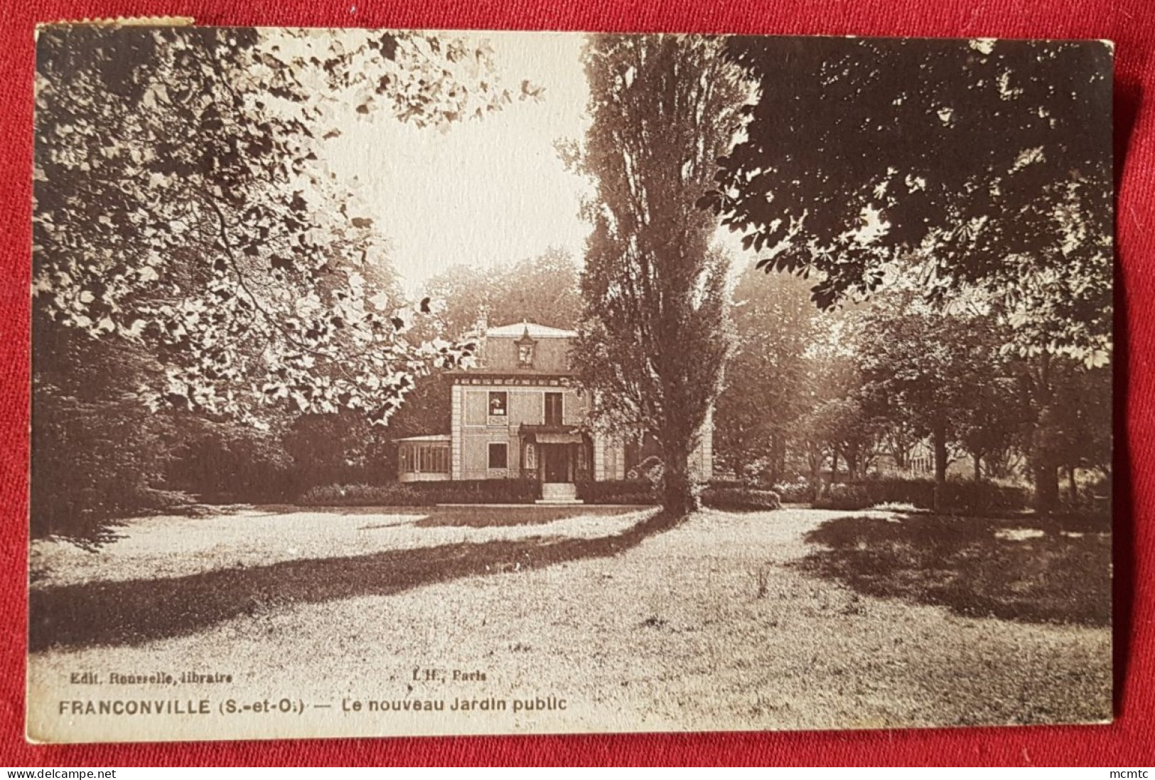 CPA - Franconville  - (S.-&-O.) Le Nouveau Jardin Public - Franconville