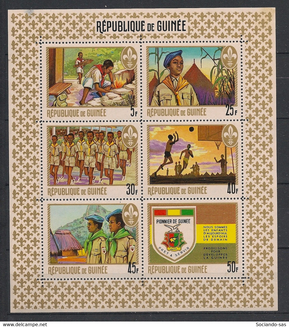 GUINEE - 1969 - Bloc Feuillet BF N°YT. 24 - Pionniers - Neuf Luxe ** / MNH / Postfrisch - Guinea (1958-...)