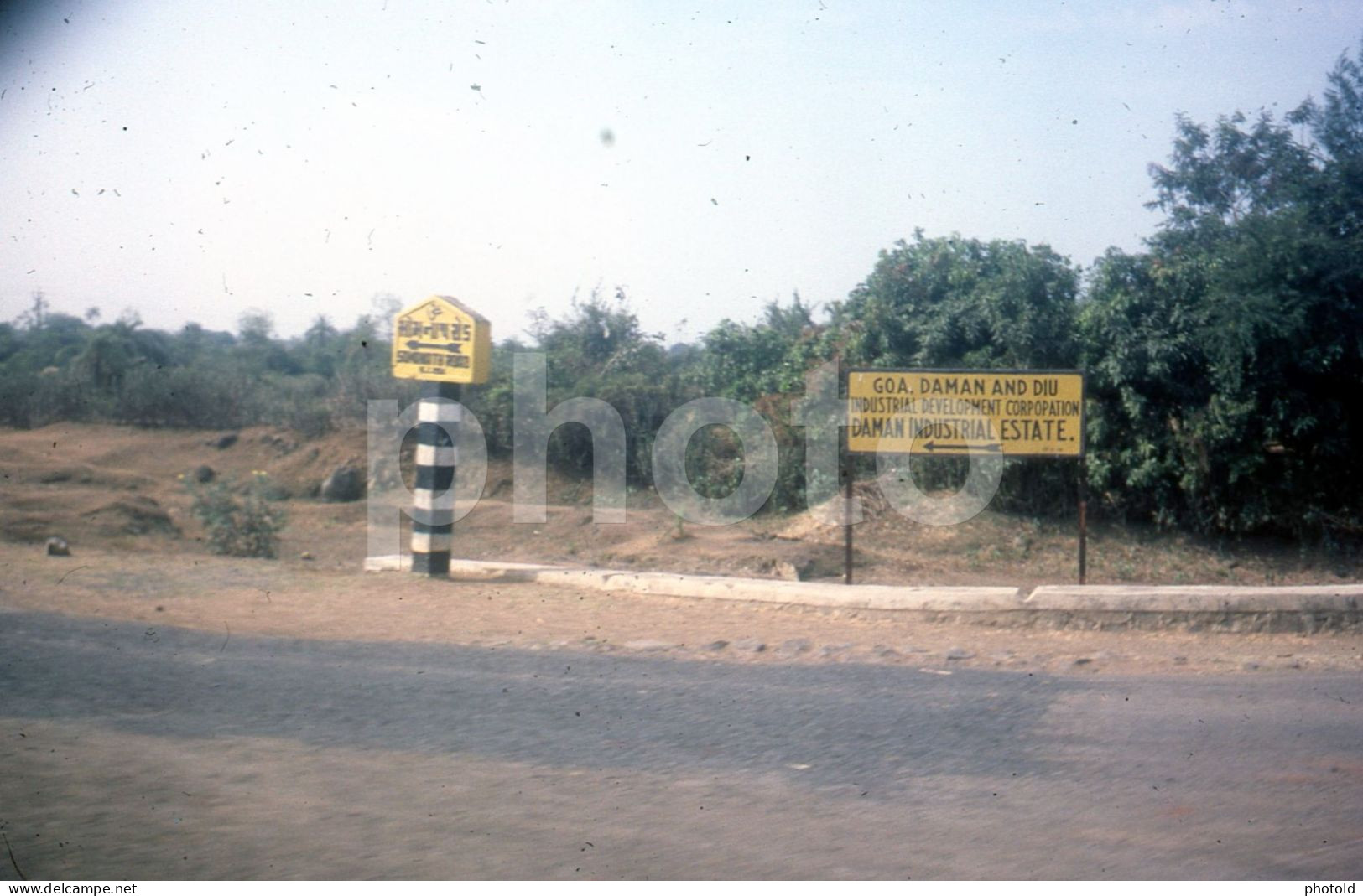 30 SLIDES SET INDIA GOA DAMAN DAMAO DIU ORIGINAL AMATEUR 17 Mm DIAPOSITIVE SLIDE No PHOTO FOTO - Diapositives