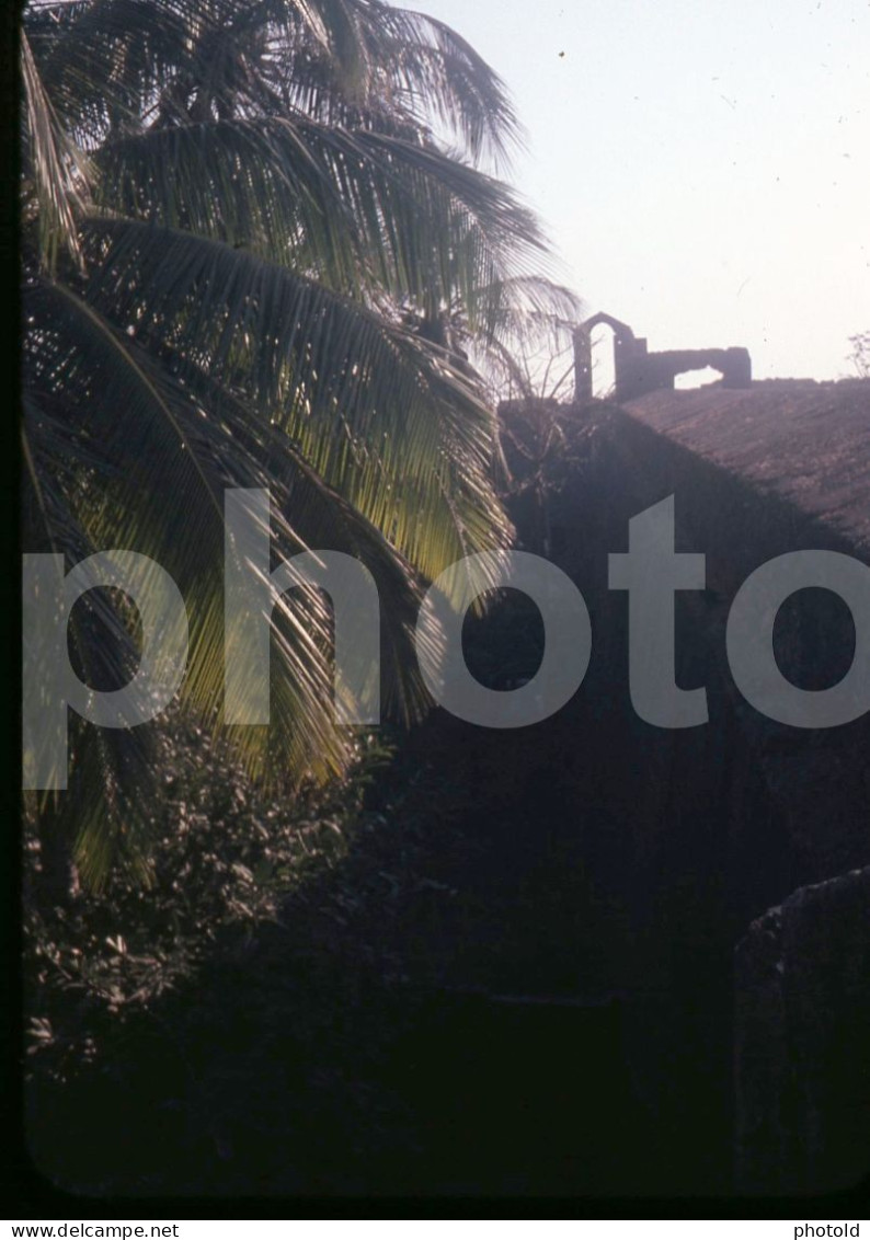 30 SLIDES SET INDIA GOA DAMAN DAMAO DIU ORIGINAL AMATEUR 17 mm DIAPOSITIVE SLIDE no PHOTO FOTO