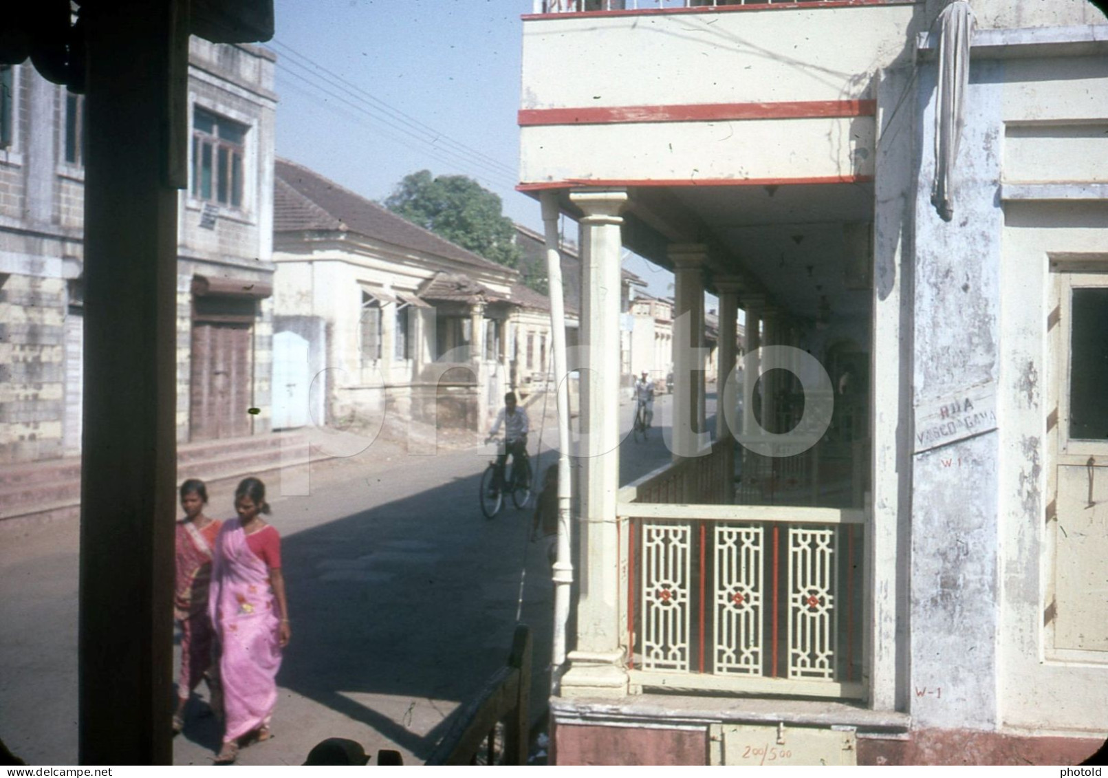 30 SLIDES SET INDIA GOA DAMAN DAMAO DIU ORIGINAL AMATEUR 17 mm DIAPOSITIVE SLIDE no PHOTO FOTO