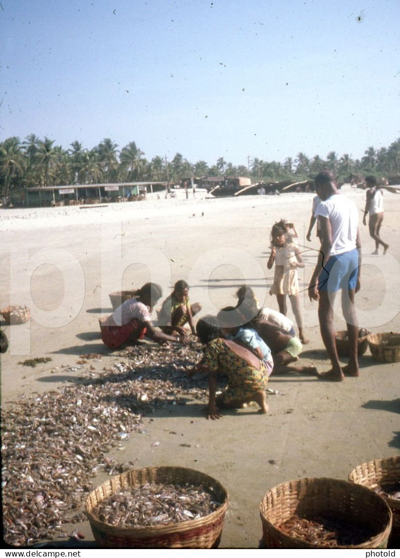 30 SLIDES SET INDIA GOA DAMAN DAMAO DIU ORIGINAL AMATEUR 17 mm DIAPOSITIVE SLIDE no PHOTO FOTO