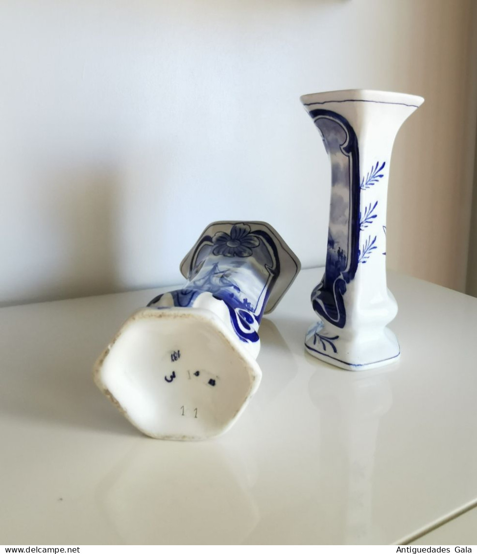 PAREJA DE JARRONES HOLANDESES – CERAMICA DELFT