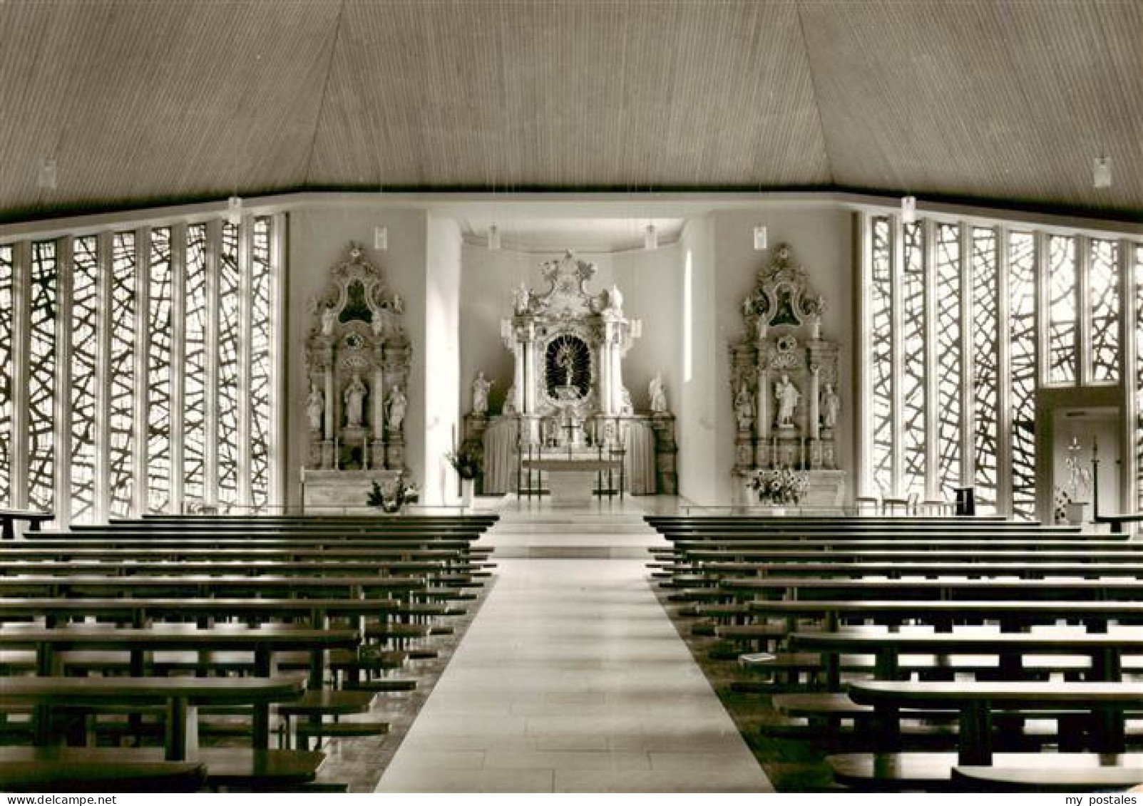 73924829 Hinterzarten Innenansicht Katholische Kirche - Hinterzarten