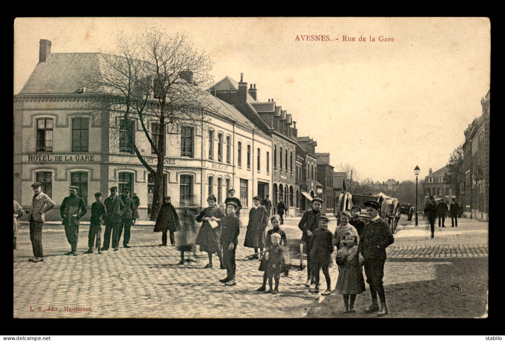 62 - AVESNES - RUE DE LA GARE - HOTEL DE LA GARE - Avesnes Le Comte