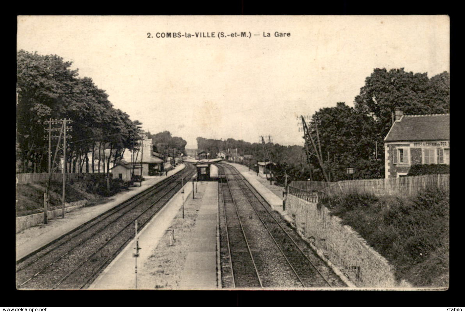 77 - COMBS-LA-VILLE - LA GARE DE CHEMIN DE FER - Combs La Ville