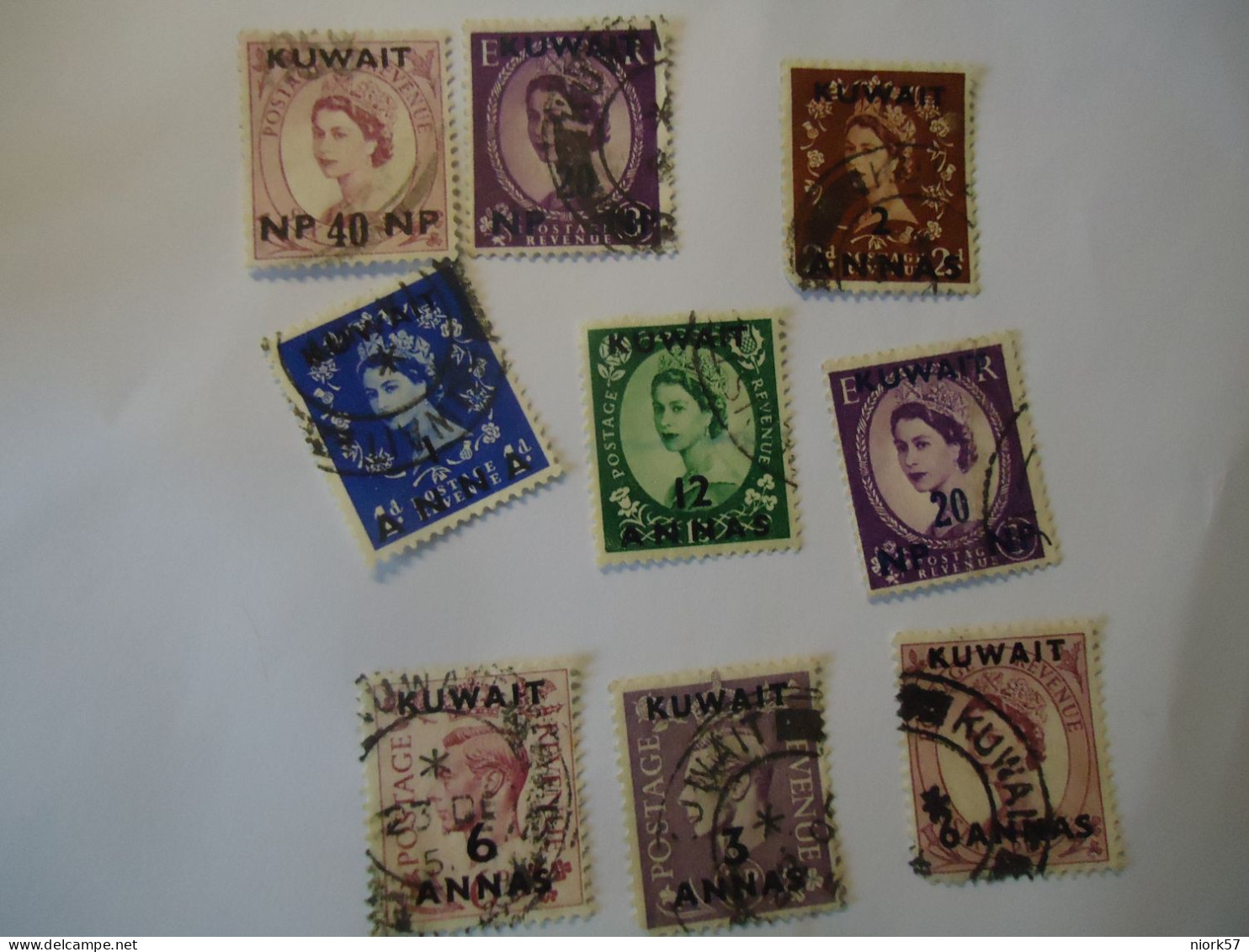 KUWAIT  USED 9 STAMPS  OVERPRINT U.K QUEEN AND KINGS WITH POSTMARKS - Kuwait