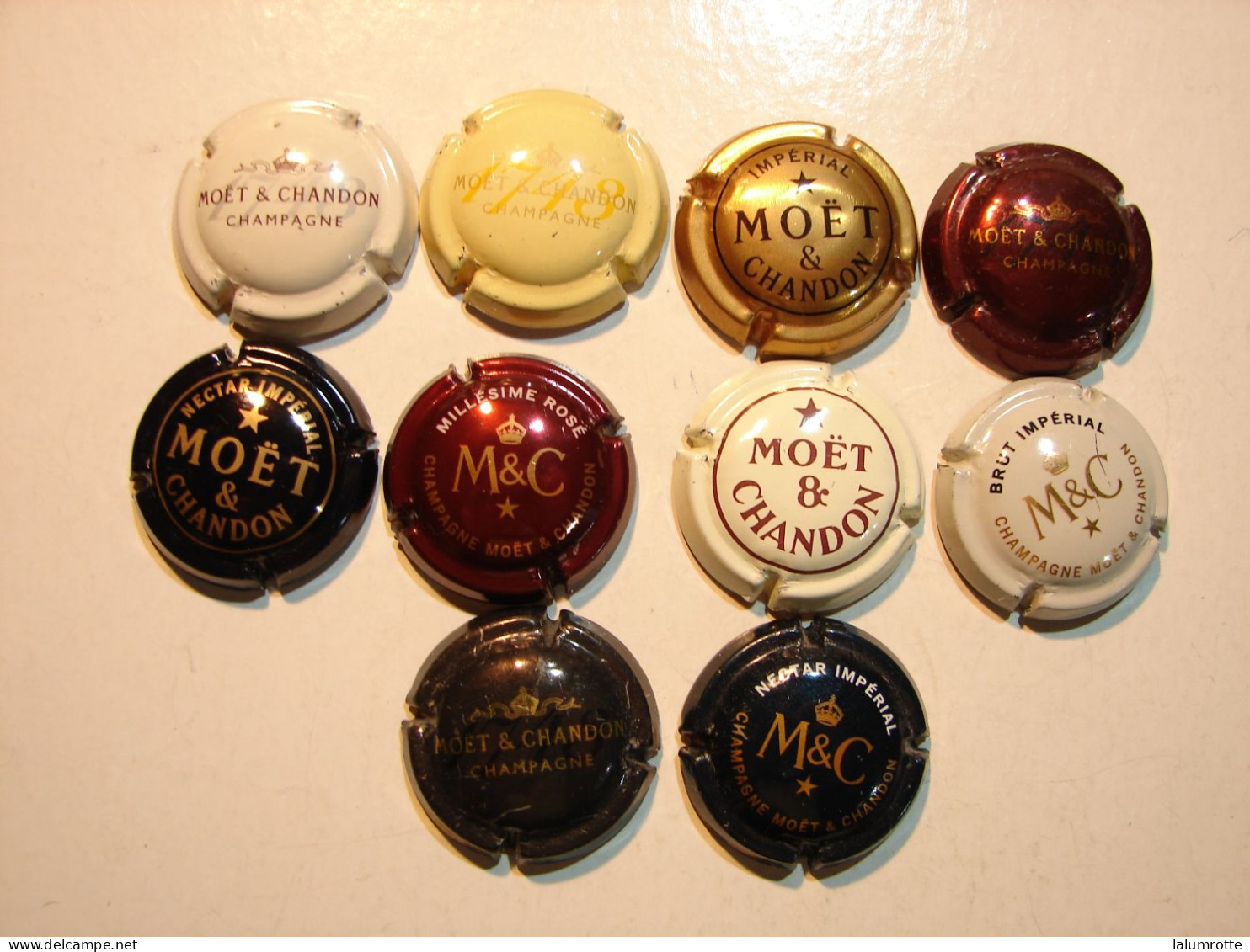 Cap. 69. Champagne Moët & Chandon Dix Capsules Différentes - Moet Et Chandon