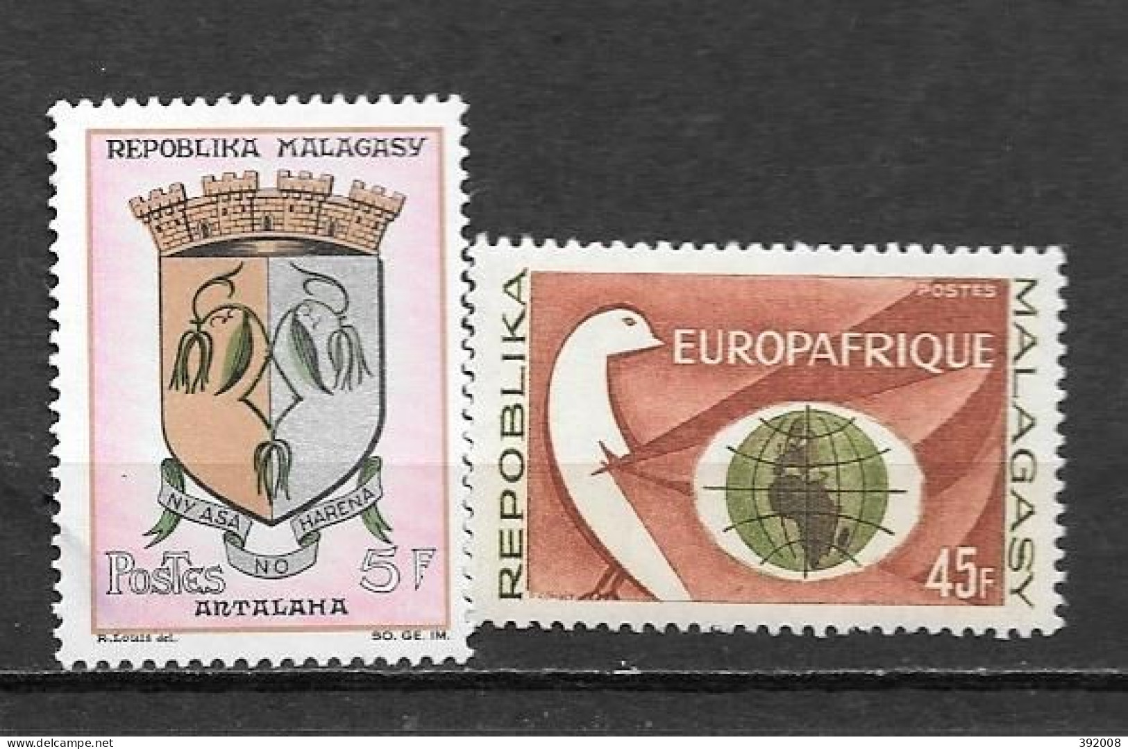1963 - N° 388A + 396**MNH - Armoiries - Madagascar (1960-...)