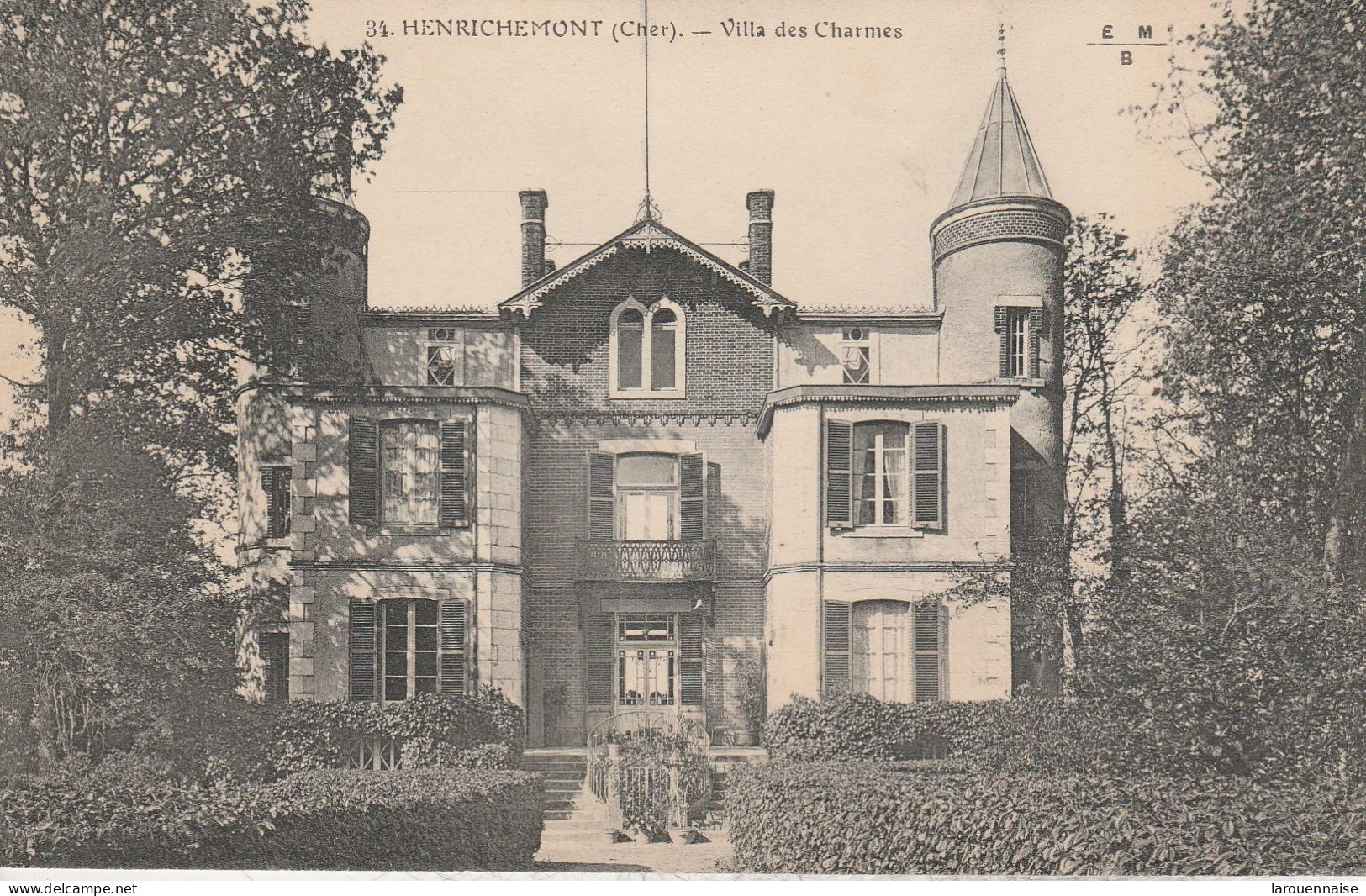 18 - HENRICHEMONT - Villa Des Charmes - Henrichemont