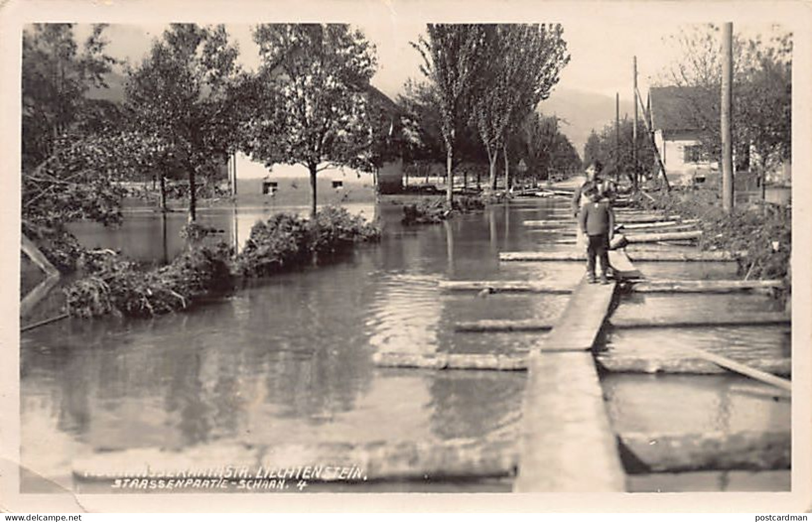 Liechtenstein - Hochwasserkatastrophe Jahr 1927 - Strassenpartie - Schaan - FOTO - Liechtenstein