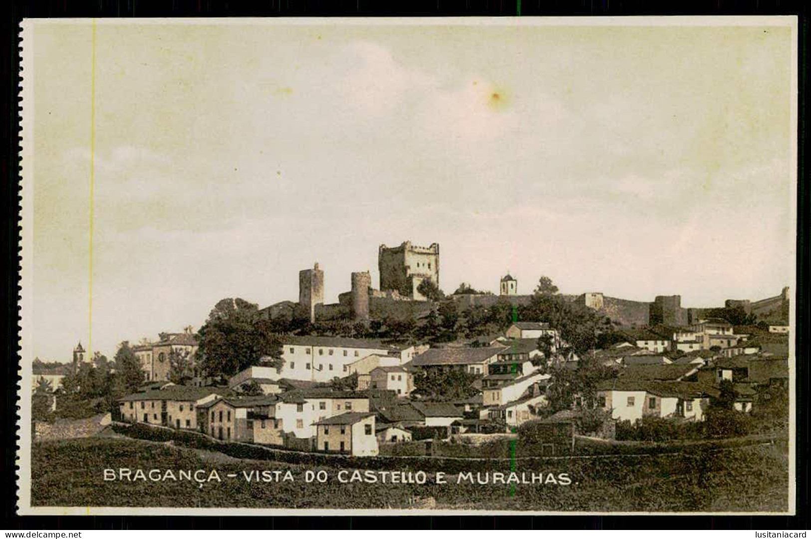 BRAGANÇA - CASTELOS - Vista Do Castello E Muralhas. Carte Postale - Bragança
