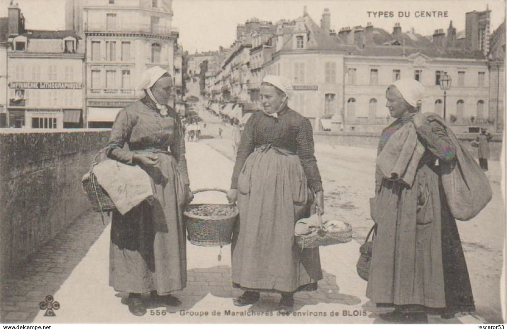 Cpa Type Du Centre Les Potins Du Village - Centre-Val De Loire