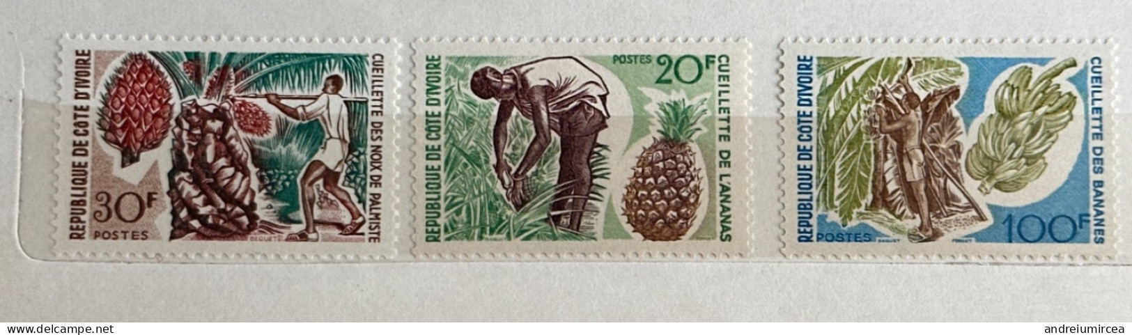 1967 MNH  Noix De Palmiste , Ananas, Bananes - Côte D'Ivoire (1960-...)