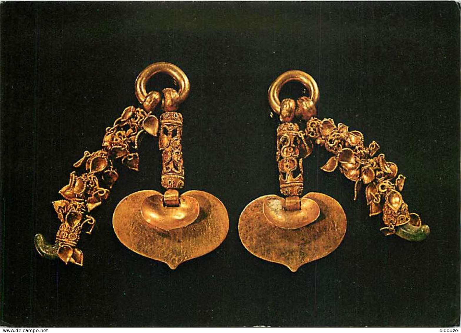 Corée Du Sud - King's Gold Earrings - From The Tomb Of King Munyong - Kyongju - Antiquité - Carte Neuve - CPM - Voir Sca - Korea, South