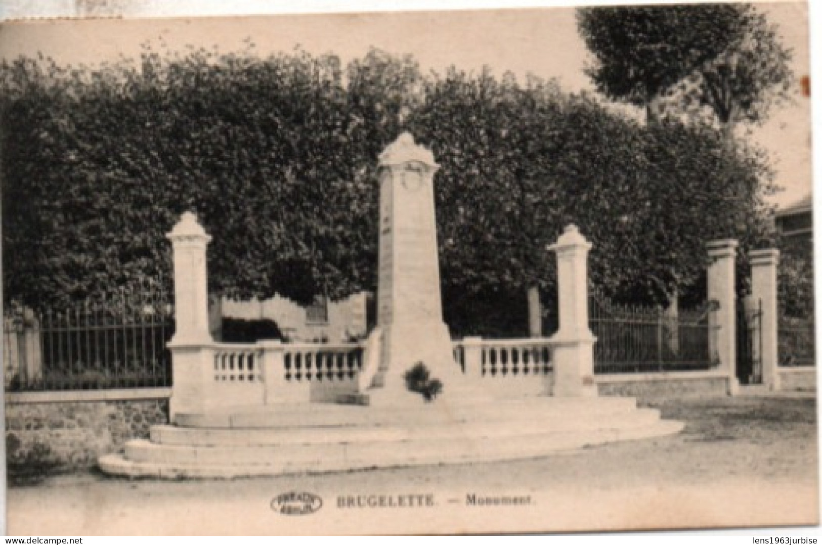 Brugelette , Monument - Brugelette